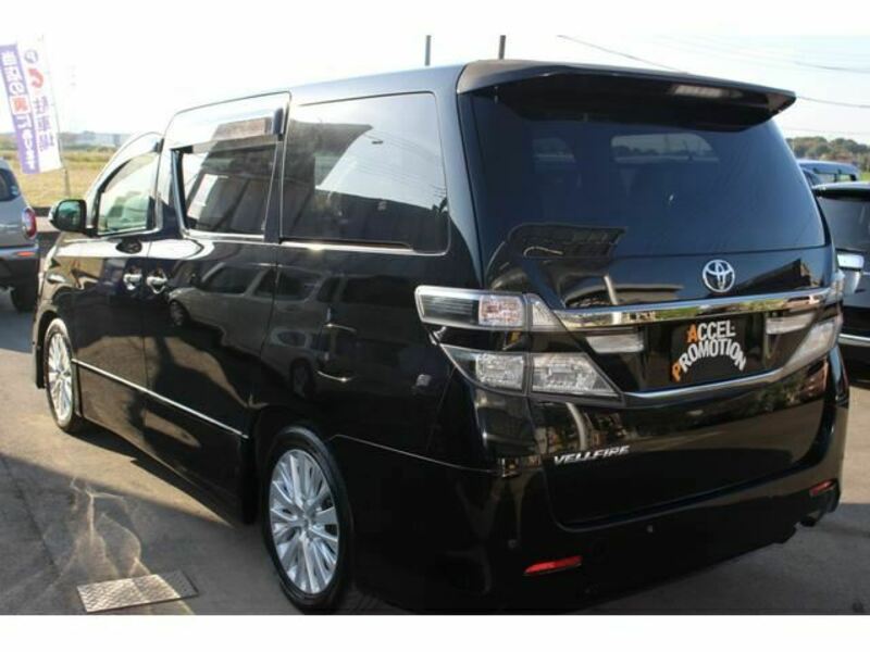 VELLFIRE-6