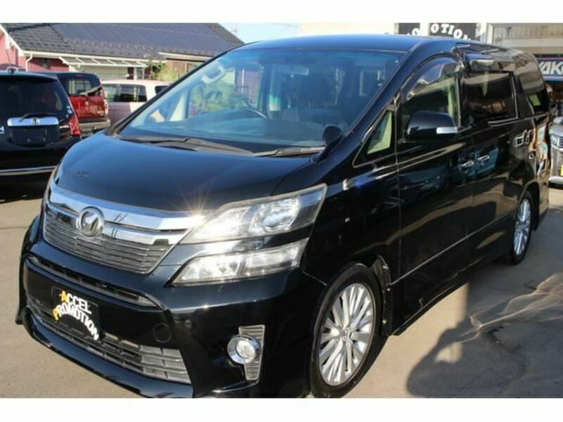 VELLFIRE-11