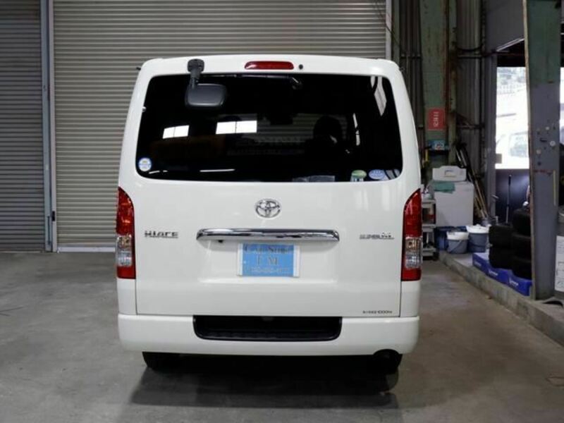 HIACE VAN-6