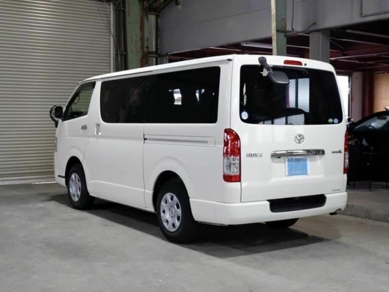 HIACE VAN-7