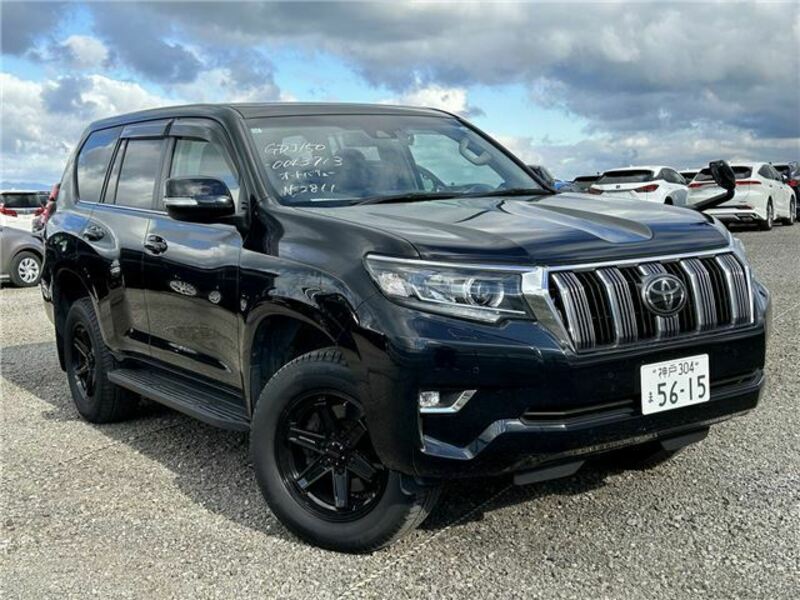 TOYOTA　LAND CRUISER PRADO