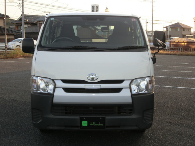 HIACE VAN-4