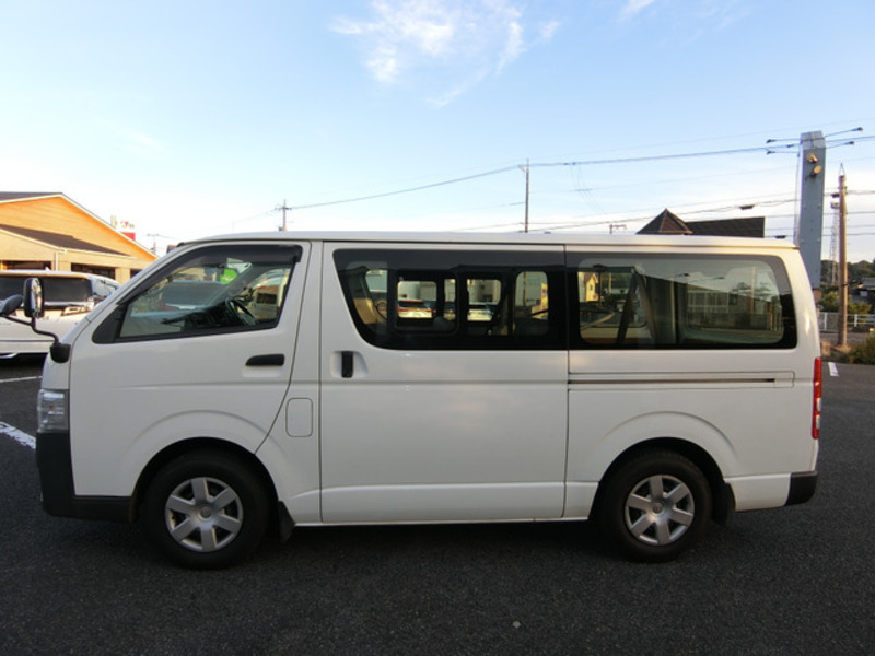 HIACE VAN-15