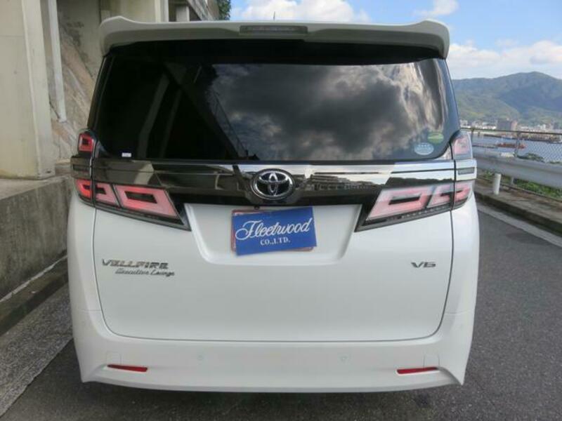 VELLFIRE-8