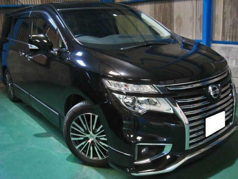 NISSAN　ELGRAND