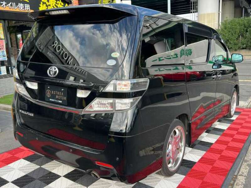 VELLFIRE-5