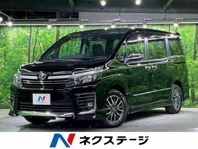 TOYOTA　VOXY