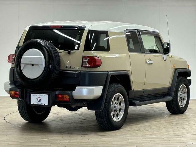 FJ CRUISER-15