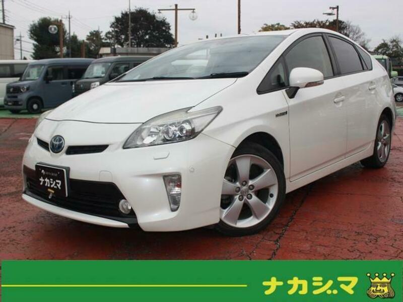 TOYOTA　PRIUS