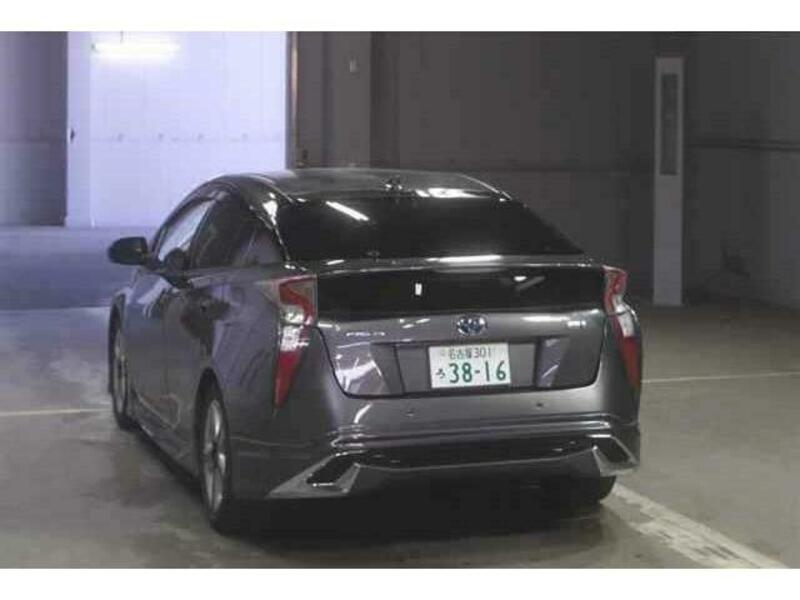 PRIUS-1