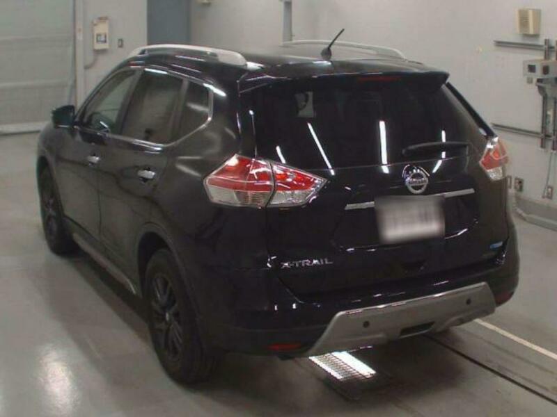 X-TRAIL-7