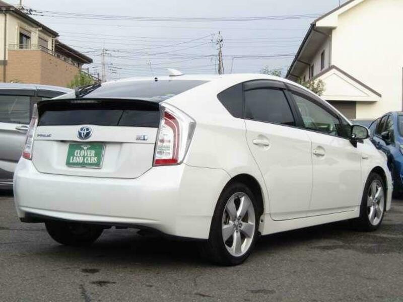 PRIUS-1