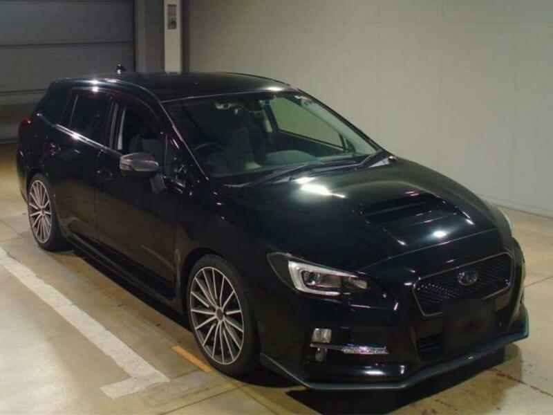 SUBARU　LEVORG