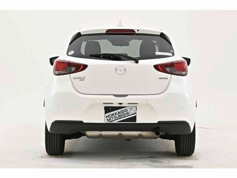 MAZDA2-18