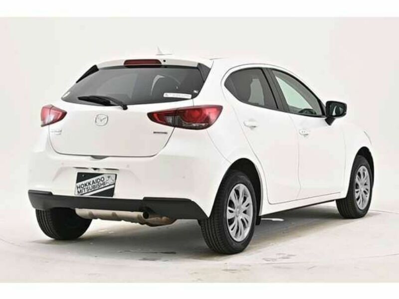 MAZDA2-19