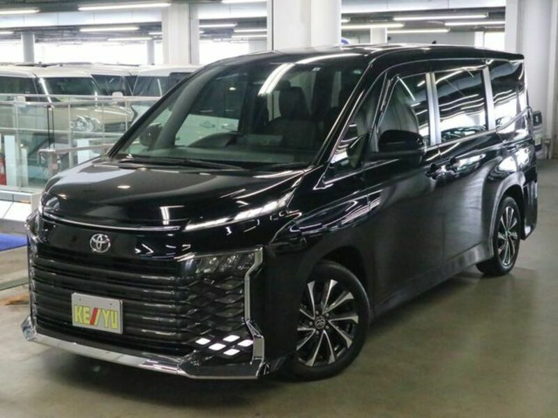 TOYOTA　VOXY