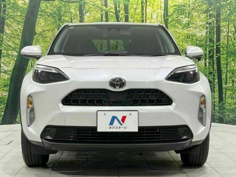 YARIS CROSS-14