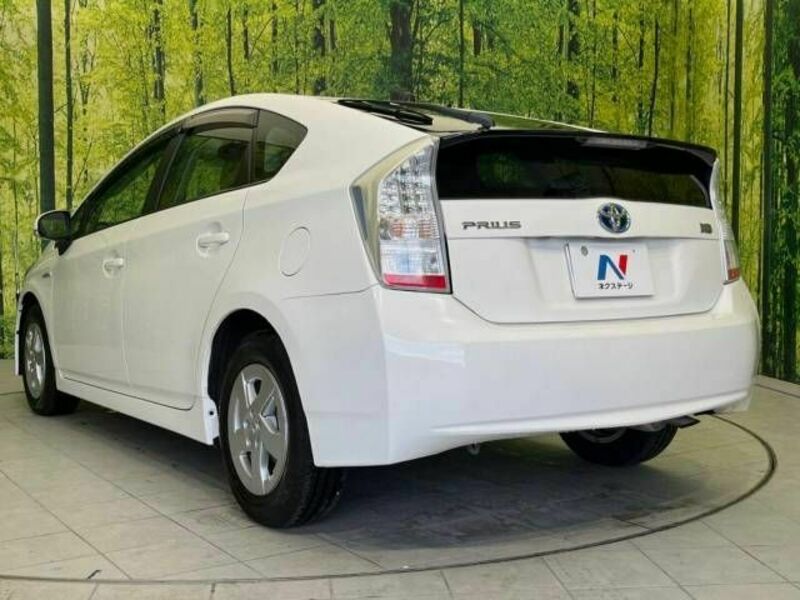 PRIUS-15