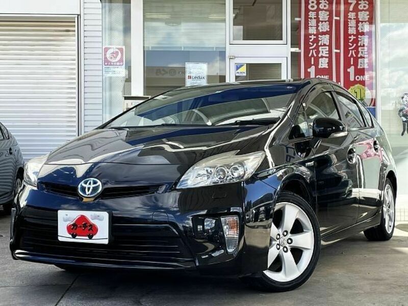 TOYOTA　PRIUS