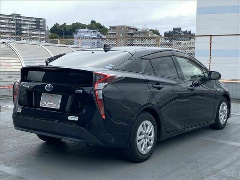 PRIUS-3