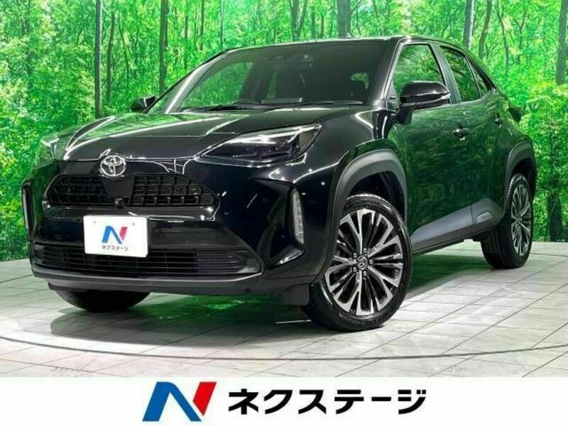 TOYOTA　YARIS CROSS