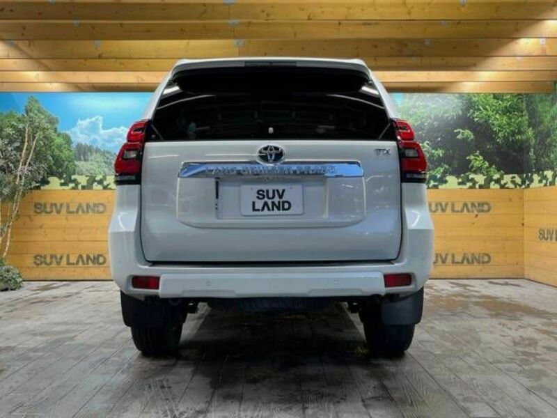 LAND CRUISER PRADO-15