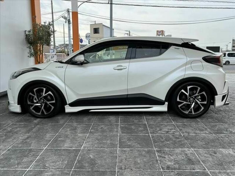 C-HR-10