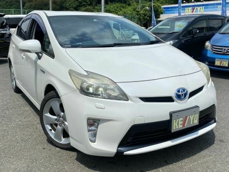 PRIUS-3