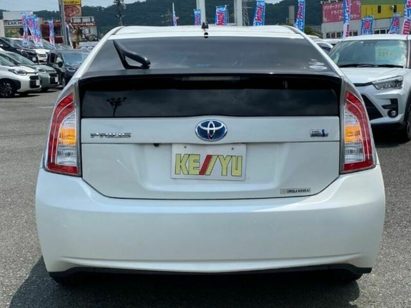 PRIUS-5