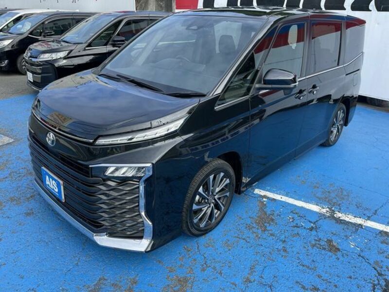 TOYOTA　VOXY