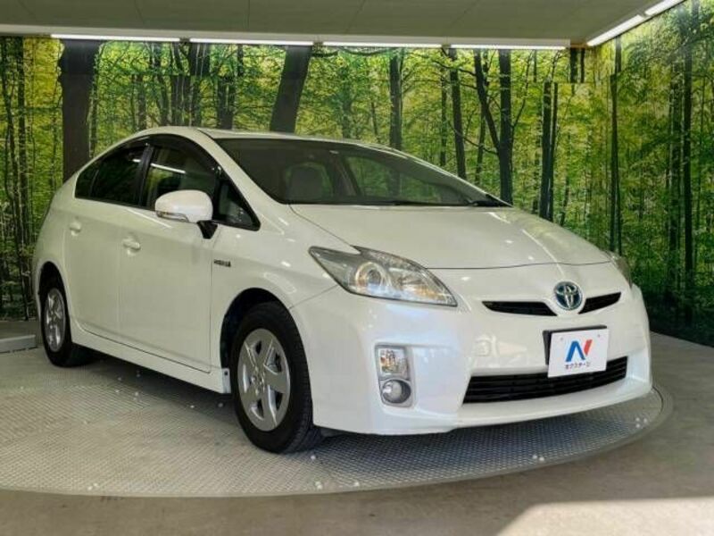 PRIUS-16