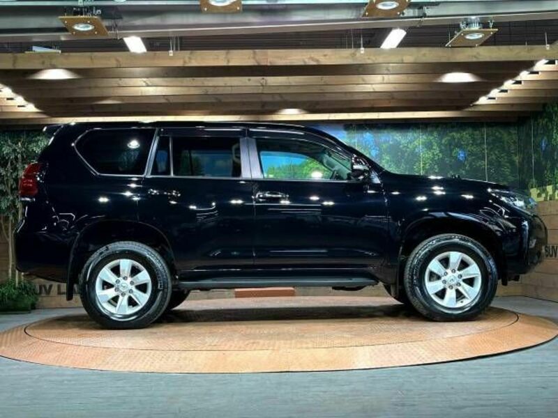 LAND CRUISER PRADO-16