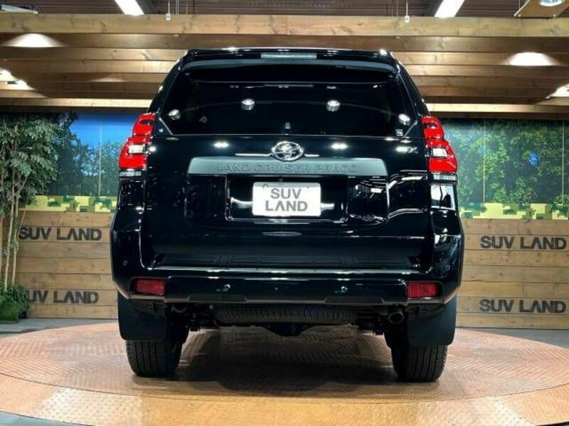 LAND CRUISER PRADO-15