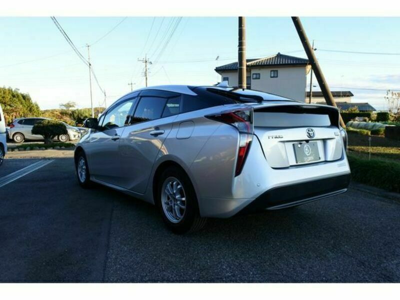 PRIUS-2