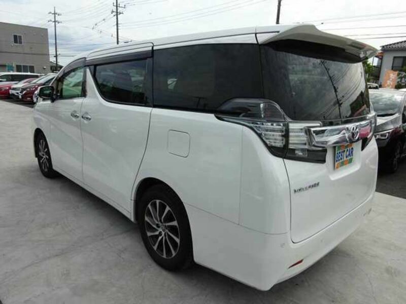 VELLFIRE-1