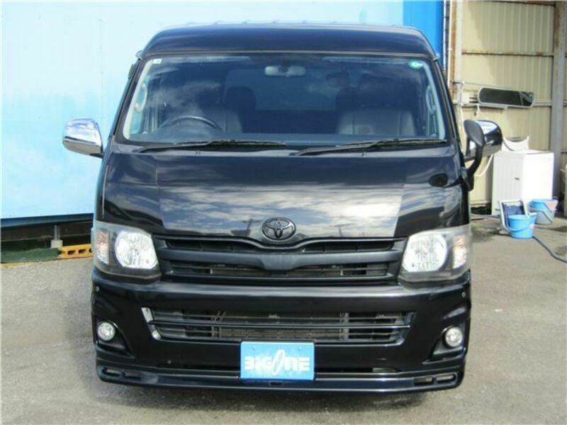 HIACE VAN-6