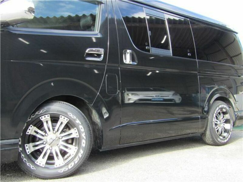 HIACE VAN-12