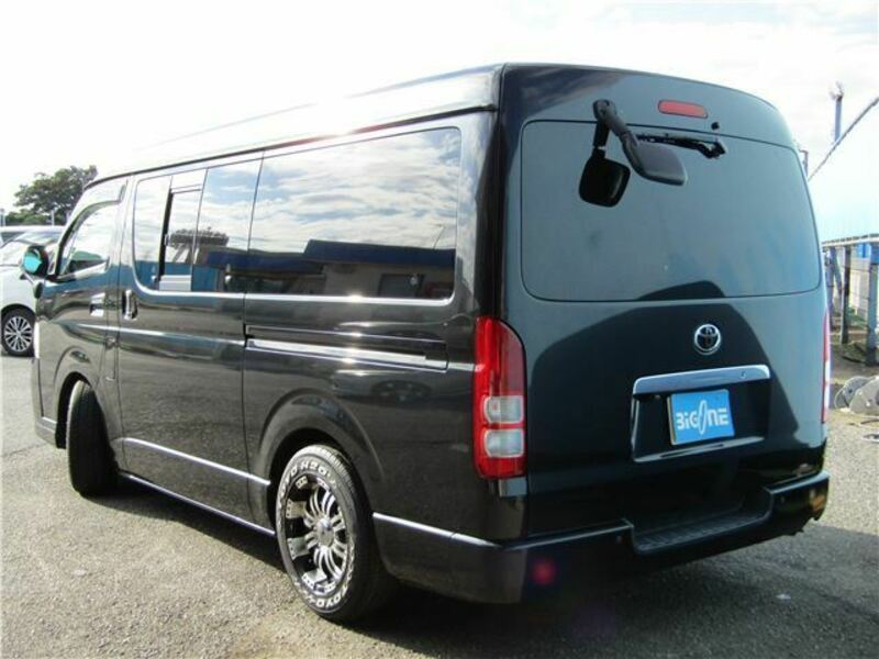 HIACE VAN-15