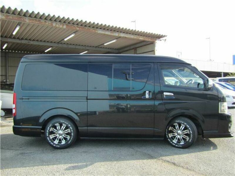 HIACE VAN-18