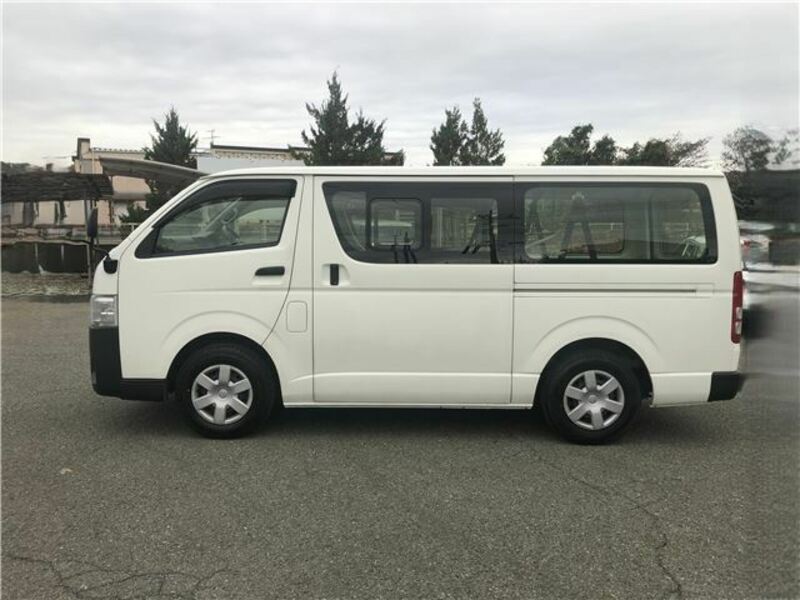 HIACE VAN-3