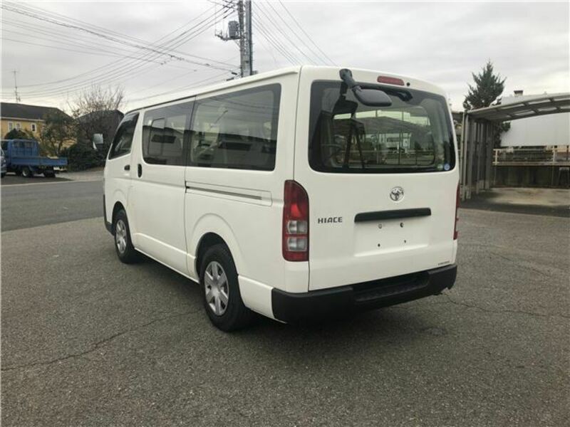 HIACE VAN-4