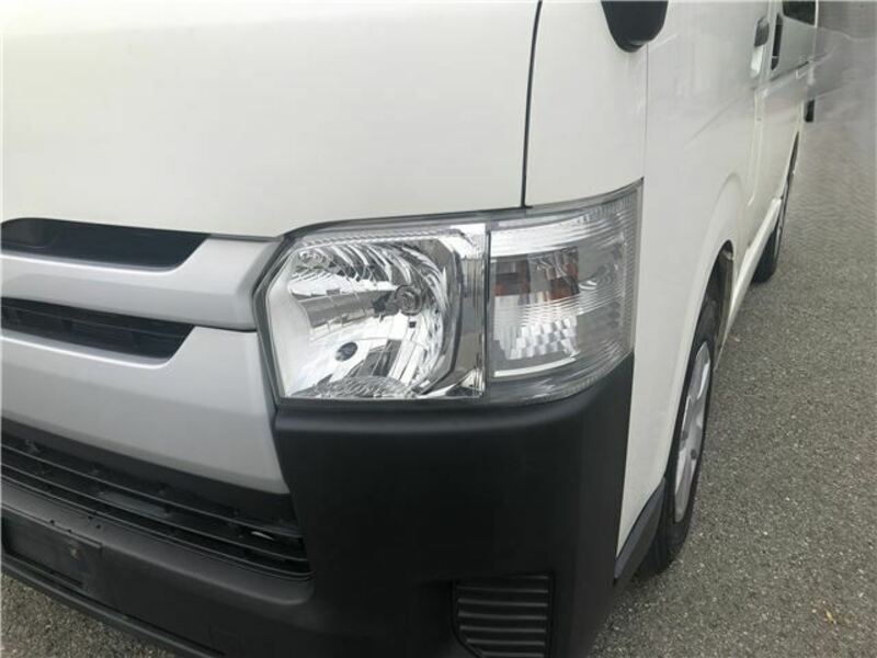 HIACE VAN-18