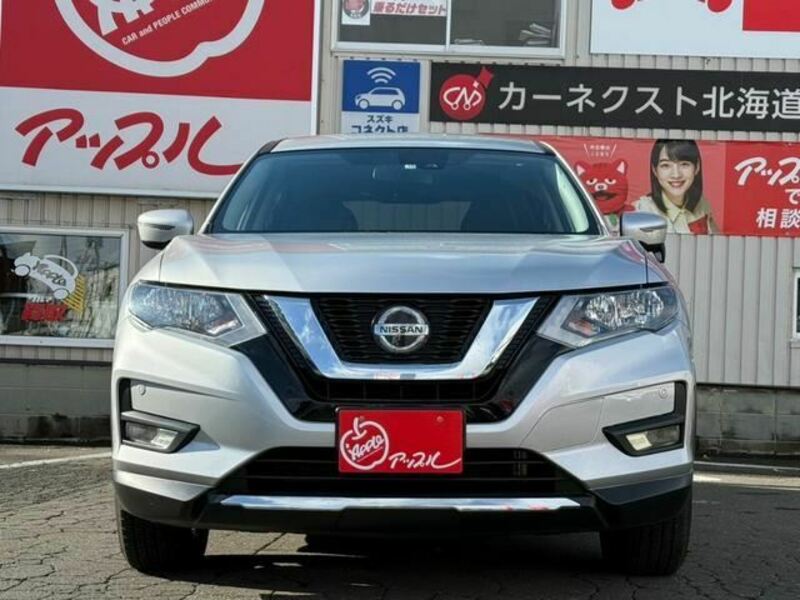 X-TRAIL-1