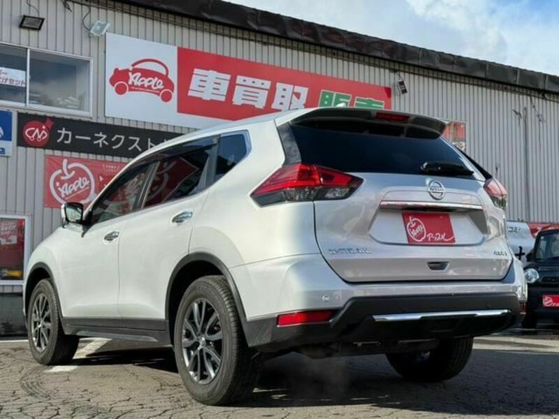 X-TRAIL-16