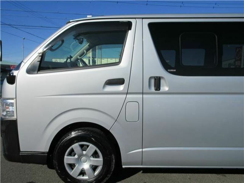 HIACE-11