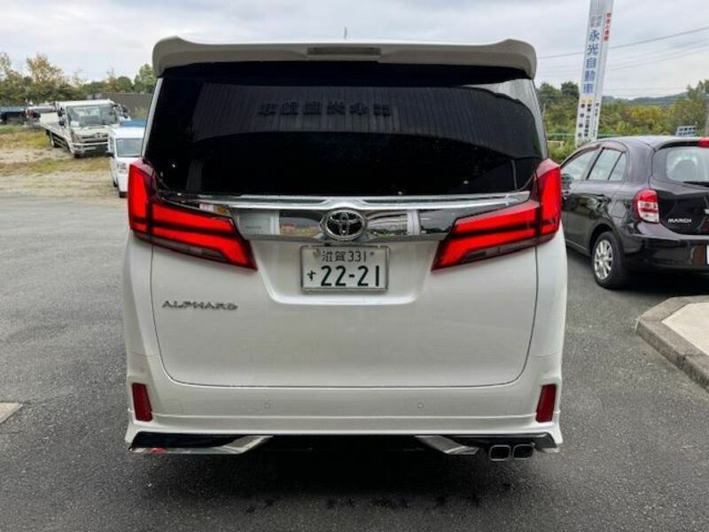 ALPHARD-8