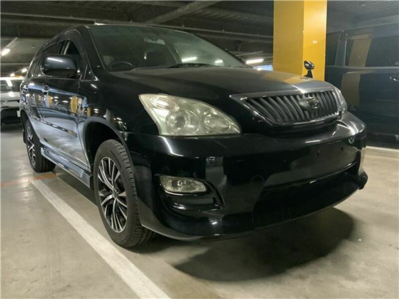 TOYOTA　HARRIER