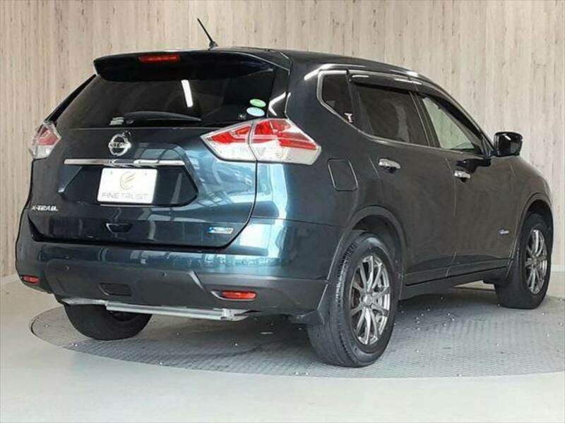 X-TRAIL-17