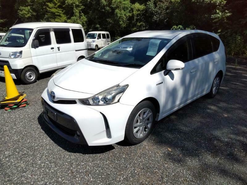 PRIUS ALPHA-4