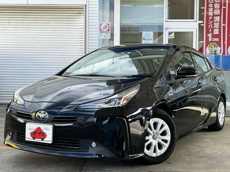 TOYOTA　PRIUS